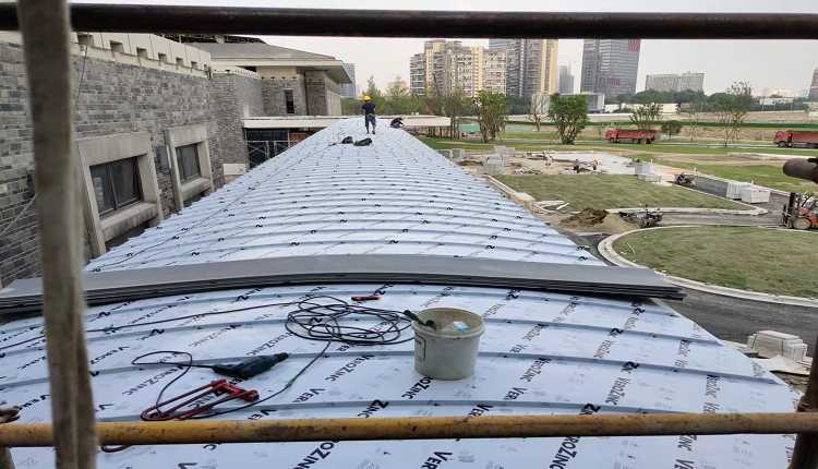 YX25-430鈦鋅板屋面工程項目